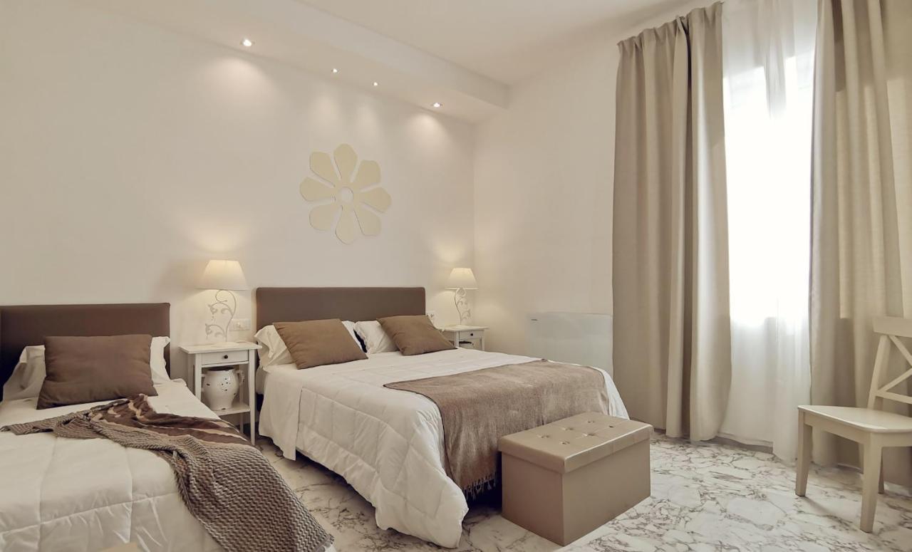 Flos Guest House Lucera Exterior photo